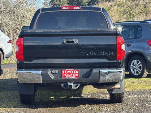 Used 2018 Toyota Tundra SR5 w/ SR5 Upgrade Package RWD image 5