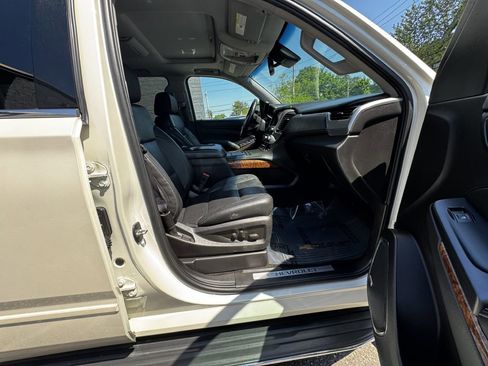 Used 2015 Chevrolet Tahoe LTZ AWD/4WD image 22