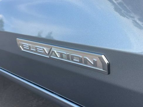 New 2026 GMC Canyon Elevation w/ Convenience Package RWD image 11