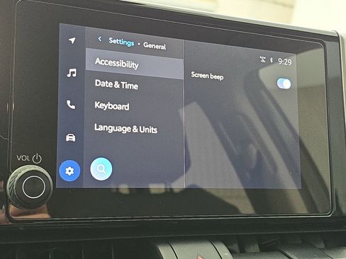 Used 2025 Toyota RAV4 XLE image 20