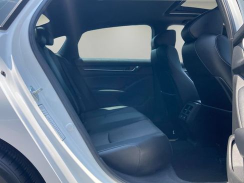 Used 2021 Honda Accord Sport image 14