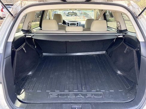 Used 2012 Subaru Outback 2.5i Premium w/ All-Weather Pkg image 33