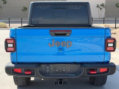 Used 2022 Jeep Gladiator Rubicon w/ LED Lighting Group AWD/4WD image 7