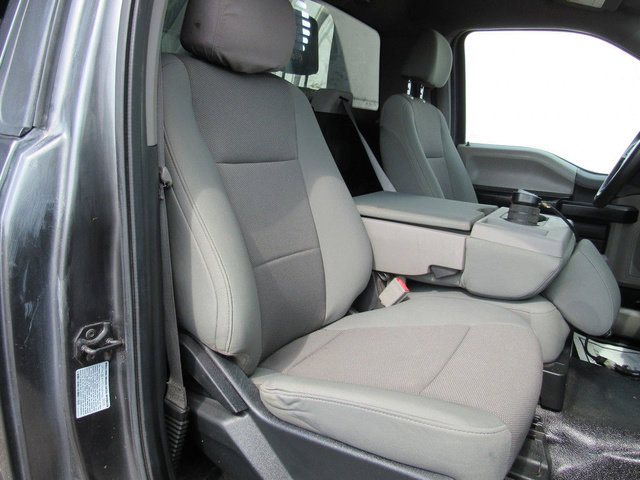 Used 2018 Ford F550 2WD Regular Cab Super Duty w/ Power Equipment Group image 15