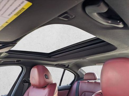 Used 2022 BMW 330i Sedan w/ Driving Assistance Package image 16