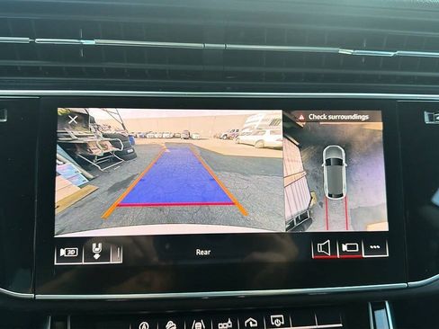 Used 2019 Audi Q8 Premium Plus w/ Premium Plus AWD/4WD image 15