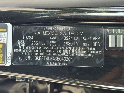 Used 2025 Kia K4 FWD image 40
