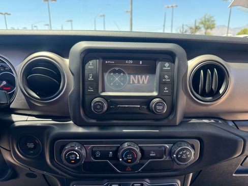 Used 2020 Jeep Gladiator Sport w/ Quick Order Package 24S AWD/4WD image 28