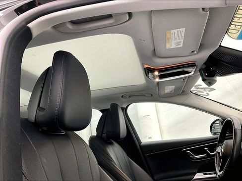 Certified 2025 Mercedes-Benz E 350 4MATIC Sedan image 28