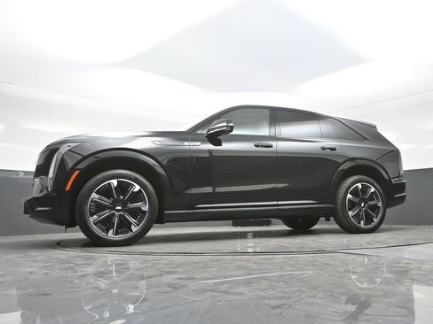 New 2026 Cadillac Escalade IQ Sport 2 w/ LPO, Floor Liner Package image 11