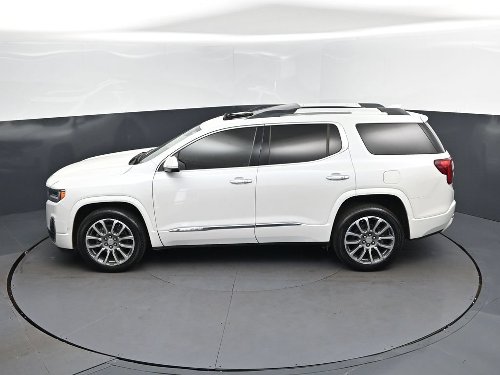 Used 2021 GMC Acadia Denali w/ Denali Technology Package FWD image 32