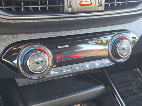 Used 2022 Kia Forte GT-Line w/ GT-Line Technology Package image 22