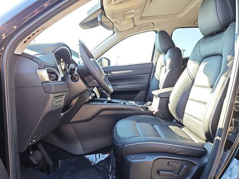 New 2025 MAZDA CX-5 AWD 2.5 S w/ Preferred Package image 11