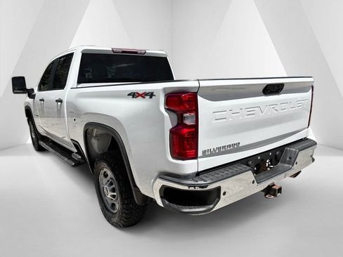 Used 2023 Chevrolet Silverado 2500 W/T w/ WT Convenience Package AWD/4WD image 5