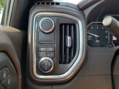 Used 2019 GMC Sierra 1500 Denali RWD image 28