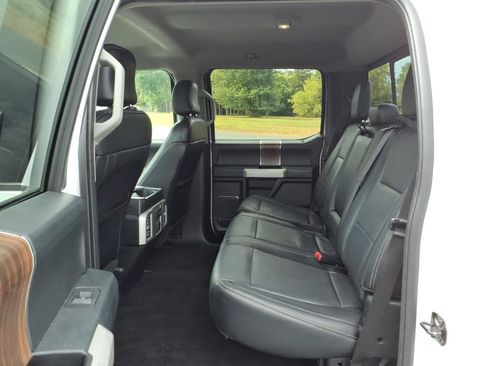 Used 2015 Ford F150 Lariat AWD/4WD image 11