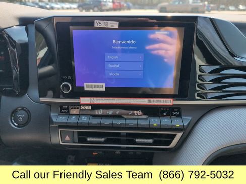 New 2026 Toyota Camry SE w/ Convenience Package image 18