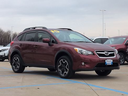 Used 2015 Subaru Crosstrek 2.0i Premium w/ Moonroof Package image 4