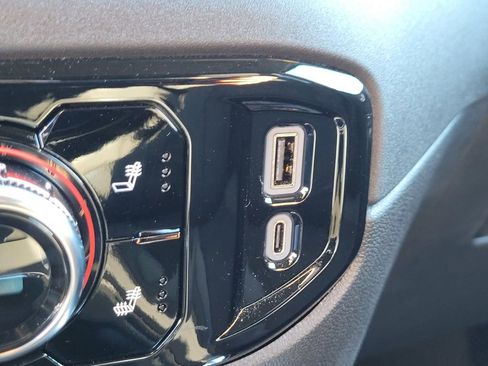 New 2026 GMC Sierra 1500 Elevation w/ Preferred Package image 17