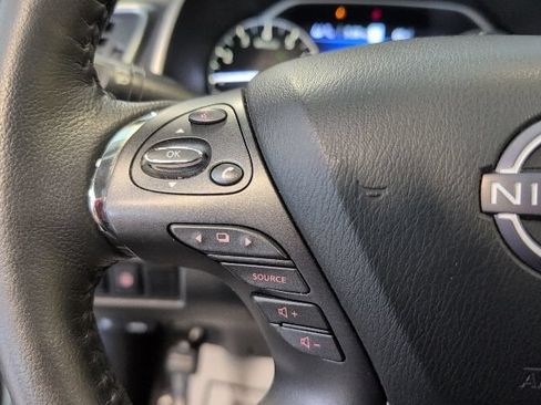 Used 2024 Nissan Murano SV AWD/4WD image 18