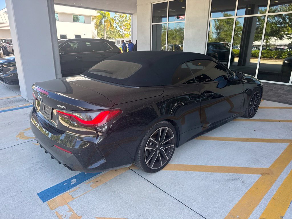 Used 2021 BMW 430i Convertible w/ M Sport Package RWD image 9