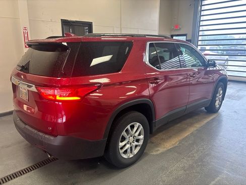 Used 2020 Chevrolet Traverse LT FWD image 8