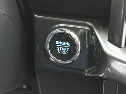 Used 2022 Ford F150 XLT w/ Equipment Group 302A High image 13