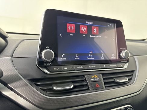 Certified 2024 Nissan Altima 2.5 SR image 6