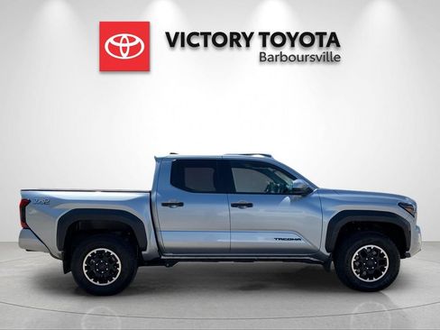 Used 2024 Toyota Tacoma TRD Off-Road AWD/4WD image 6