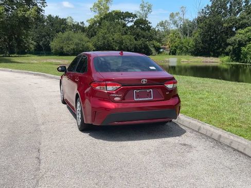 Certified 2022 Toyota Corolla LE FWD image 7