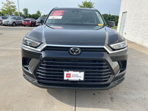 Certified 2026 Toyota Grand Highlander AWD image 2