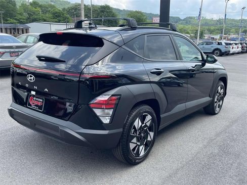 New 2025 Hyundai Kona SEL image 4