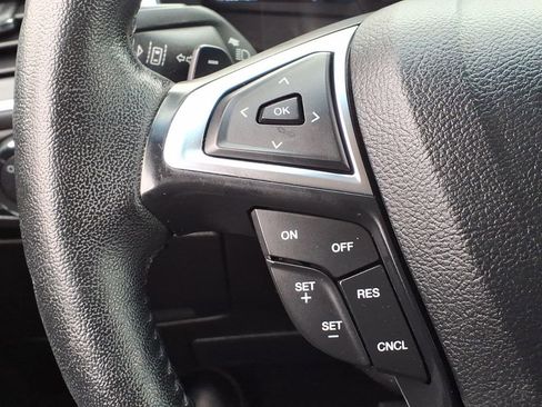 Used 2019 Ford Edge Titanium w/ Cold Weather Package image 34