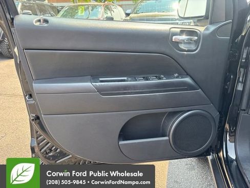 Used 2014 Jeep Compass Sport w/ Power Value Group AWD/4WD image 12