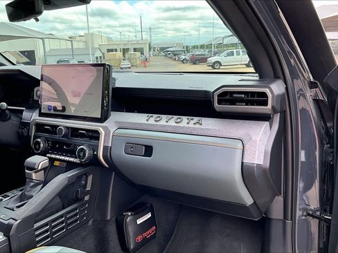 Used 2026 Toyota Tacoma 4x4 Double Cab Hybrid image 17