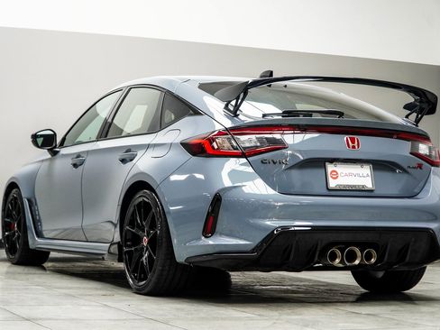 Used 2024 Honda Civic Type R image 10