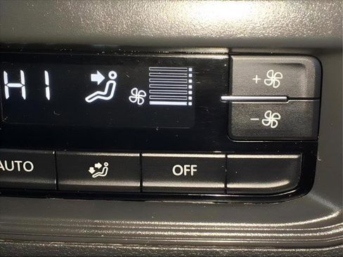 Certified 2023 Volkswagen Atlas SE w/ Black Wheel Package image 10