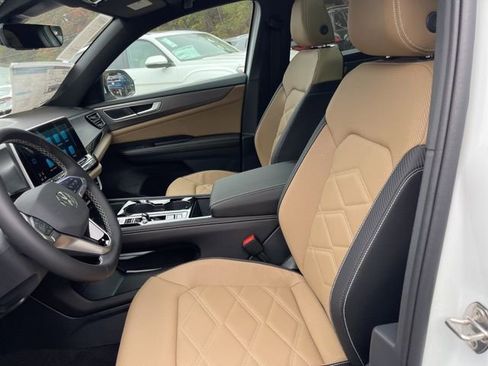 New 2026 Volkswagen Atlas Cross Sport SE image 8