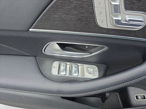 Used 2022 Mercedes-Benz GLE 350 4MATIC image 27