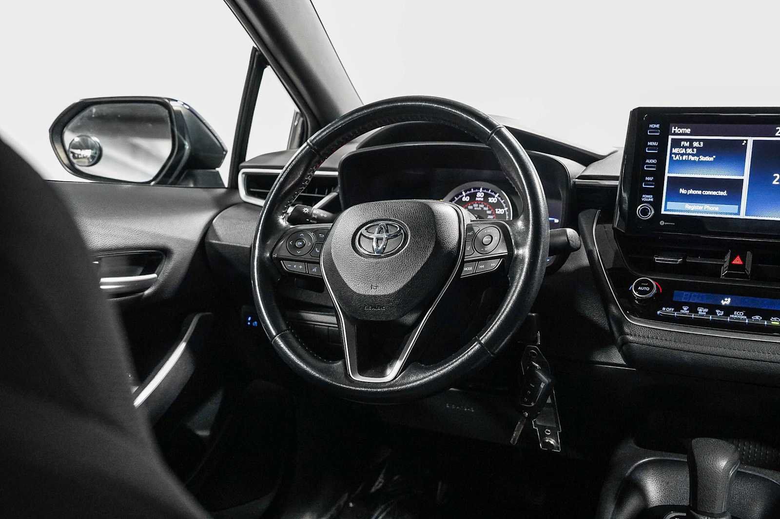 Certified 2022 Toyota Corolla SE w/ Carpet Mat Package (TMS) FWD image 15
