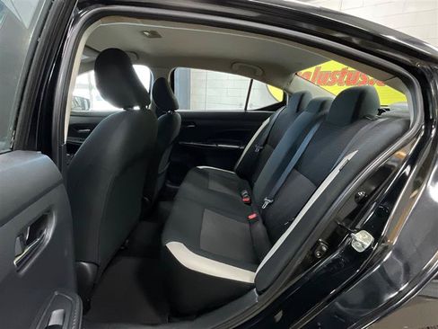 Used 2020 Nissan Versa SV FWD image 20
