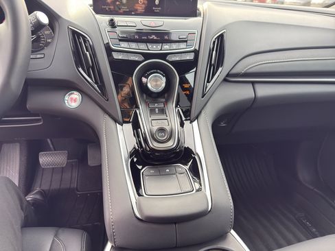 Certified 2025 Acura RDX SH-AWD image 20