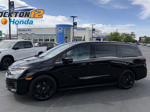 Certified 2026 Honda Odyssey Sport-L image 1