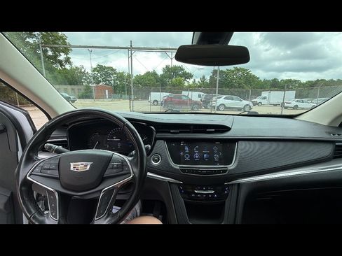 Used 2019 Cadillac XT5 Premium Luxury AWD/4WD image 10