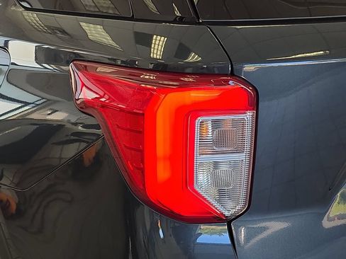 Certified 2023 Ford Explorer XLT w/ Equipment Group 202A AWD/4WD image 30