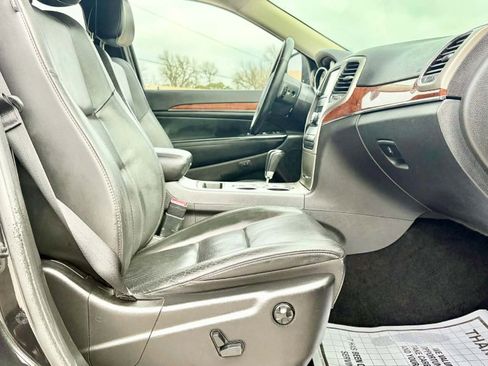 Used 2013 Jeep Grand Cherokee Limited w/ Luxury Group II image 13