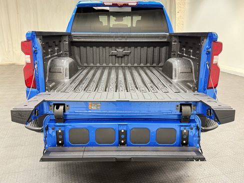 New 2026 Chevrolet Silverado 1500 ZR2 image 5