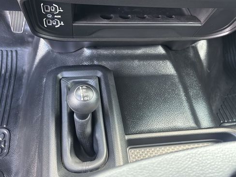 Used 2024 RAM 3500 Tradesman w/ Chrome Appearance Group AWD/4WD image 34