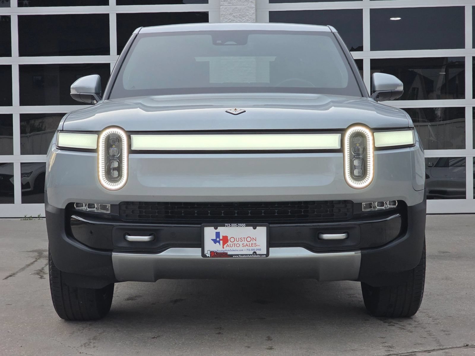 Used 2024 Rivian R1T Adventure Dual AWD/4WD image 10