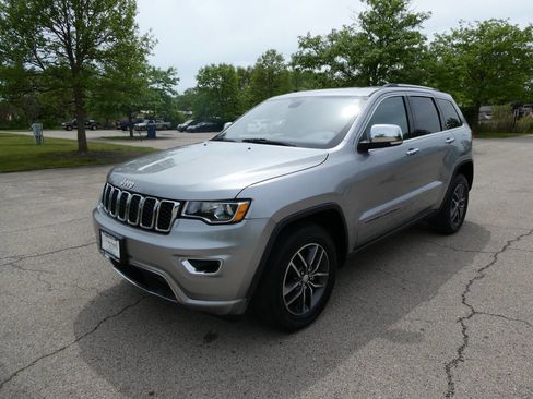 Used 2018 Jeep Grand Cherokee Limited AWD/4WD image 1